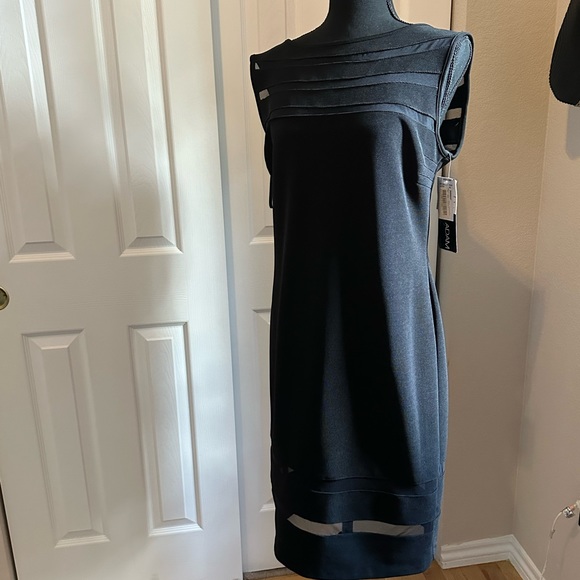 Elegant Black dress New. Never worn - Picture 5 of 8